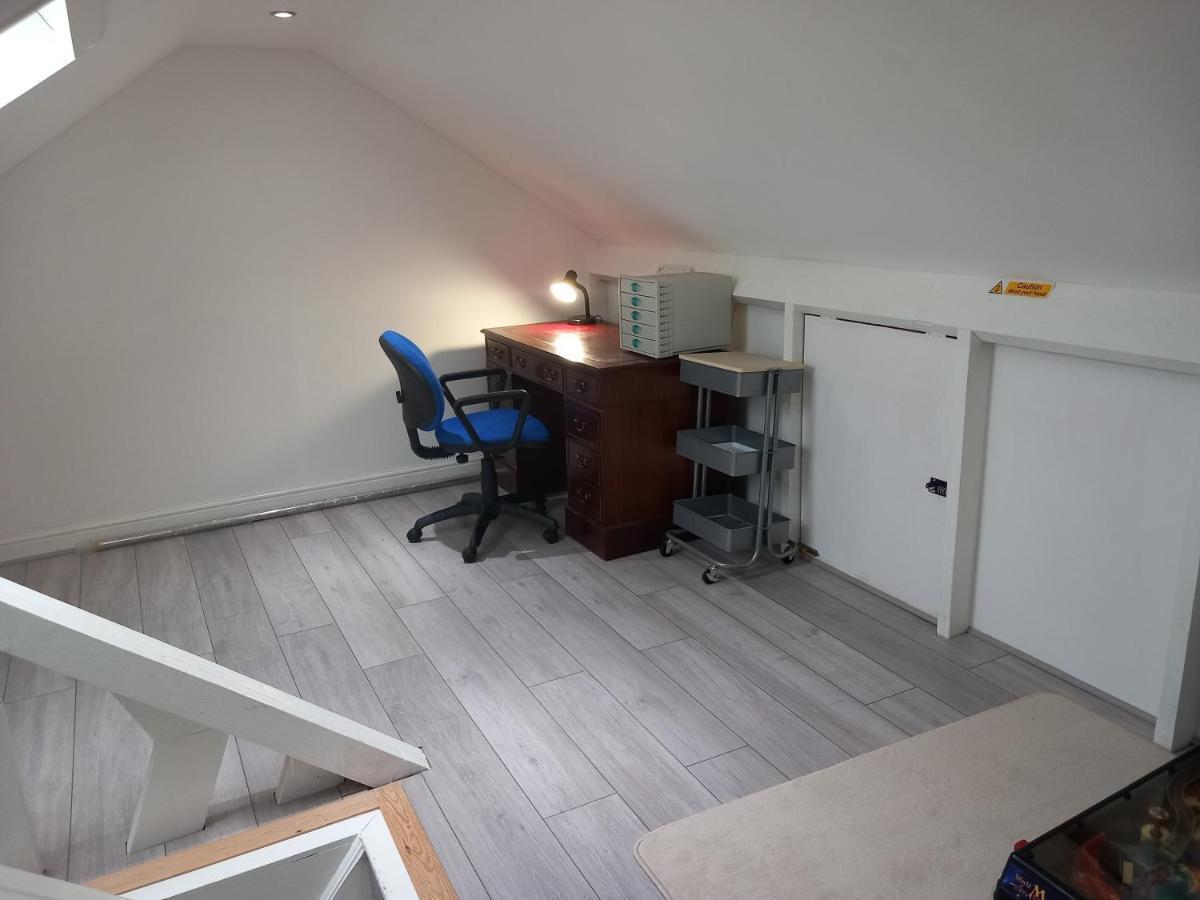 Luxury Holiday Home, Near Beach Southend-on-Sea Exterior foto