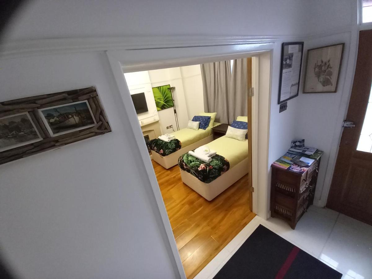 Luxury Holiday Home, Near Beach Southend-on-Sea Exterior foto