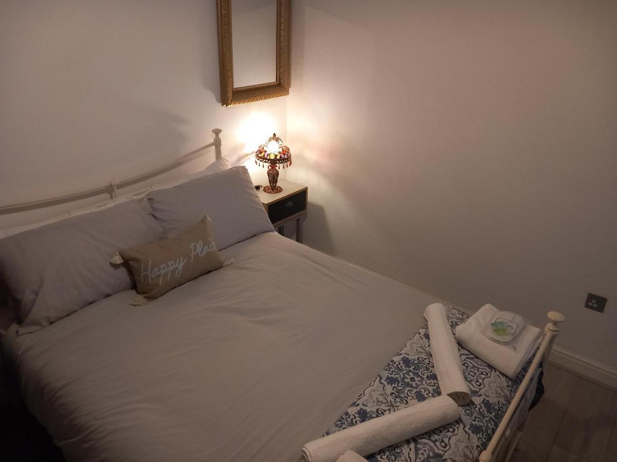 Luxury Holiday Home, Near Beach Southend-on-Sea Exterior foto